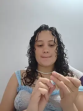 Snapshot of Alana_444 chatting on 07/01/26, 03:08 Alana 444 online show from 07/01/26, 03:08