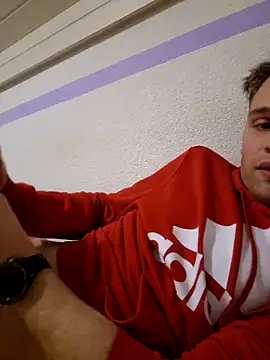 Snapshot of Patrick862001 chatting on 12/19/25, 09:11 Patrick862001 online show from 12/19/25, 09:11