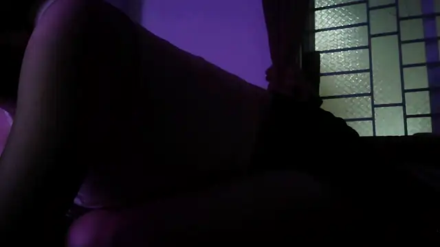 Snapshot of yangnhiii chatting on 11/27/25, 11:29 yangnhiii online show from 11/27/25, 11:29