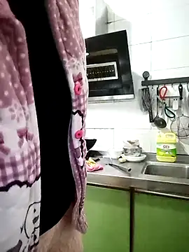 mimi2052 online show from 12/18/25, 12:33