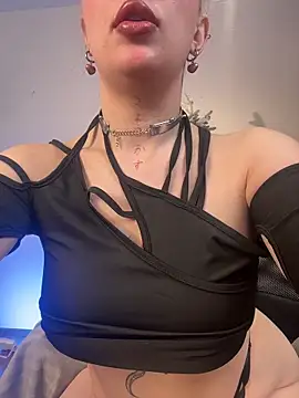 Helga vibe online show from 12/15/25, 06:06