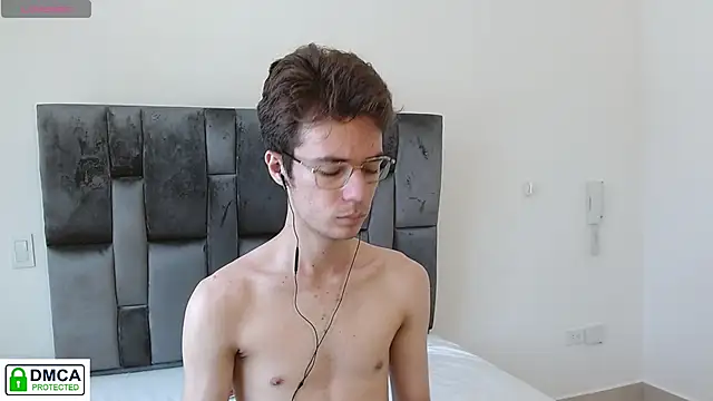 SaccharineSin online show from 11/30/25, 06:23