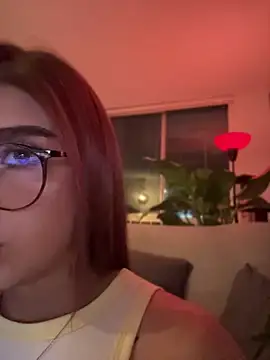 Snapshot of jossephine_ chatting on 04/21/26, 04:19 jossephine online show from 04/21/26, 04:19