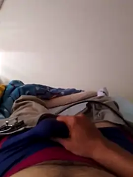 cristian112090 online show from 01/13/26, 06:57