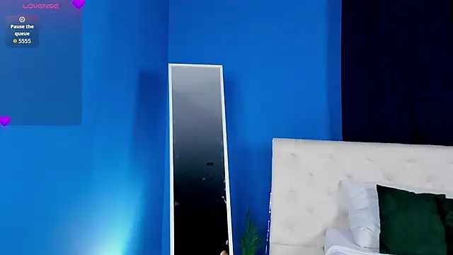 Snapshot of Vonen_Ray chatting on 03/17/26, 09:23 Vonen Ray online show from 03/17/26, 09:23