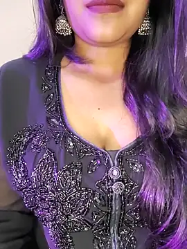 Snapshot of Muskan4156 chatting on 12/19/25, 09:16 Muskan4156 online show from 12/19/25, 09:16