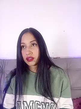 Snapshot of Taylor__Swiftt chatting on 04/04/26, 01:59 Taylor Swiftt online show from 04/04/26, 01:59