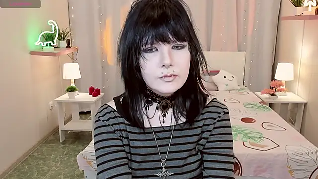 RamonaKlein online show from 12/01/25, 06:29