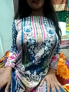 Snapshot of Zoyaa-Zubair chatting on 03/14/26, 06:35 Zoyaa-Zubair online show from 03/14/26, 06:35