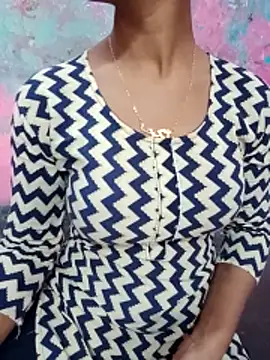 Snapshot of Zoyaa-Zubair chatting on 03/18/26, 10:07 Zoyaa-Zubair online show from 03/18/26, 10:07