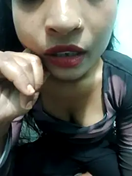 Snapshot of Zoyaa-Zubair chatting on 04/19/26, 07:05 Zoyaa-Zubair online show from 04/19/26, 07:05