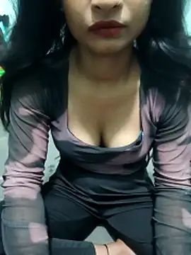 Snapshot of Zoyaa-Zubair chatting on 04/23/26, 06:10 Zoyaa-Zubair online show from 04/23/26, 06:10