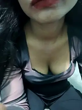 Snapshot of Zoyaa-Zubair chatting on 04/28/26, 07:08 Zoyaa-Zubair online show from 04/28/26, 07:08