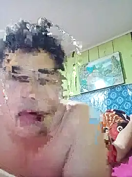 Snapshot of Elperritobb chatting on 12/14/25, 01:00 Elperritobb online show from 12/14/25, 01:00