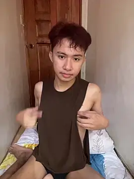 asiantwink0000 online show from 02/03/26, 01:37