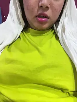 Collage girl01 online show from 11/28/25, 07:33