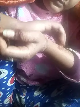 Your pinki 19 online show from 01/18/26, 10:52