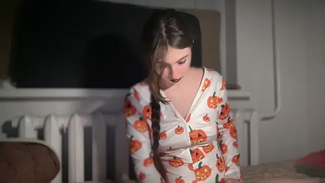 Snapshot of Aphr0ditee chatting on 03/12/26, 06:14 Aphr0ditee online show from 03/12/26, 06:14