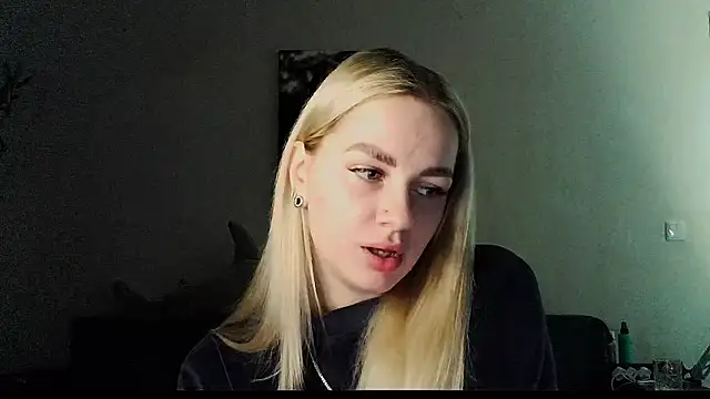 Snapshot of Whitehex666 chatting on 12/03/25, 04:38 Whitehex666 online show from 12/03/25, 04:38