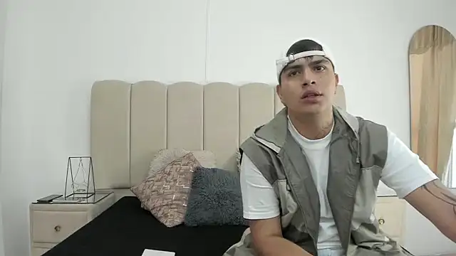 TomasANDalejo online show from 12/01/25, 12:43