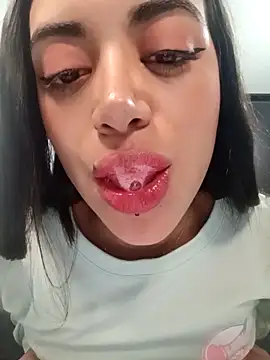 Violett  Rose online show from 12/23/25, 12:30