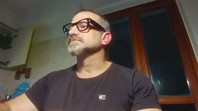 Snapshot of Mauro7788 chatting on 11/27/25, 05:59 Mauro7788 online show from 11/27/25, 05:59