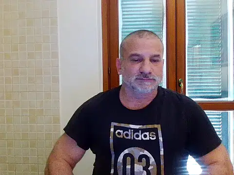 Snapshot of Mauro7788 chatting on 03/27/26, 10:48 Mauro7788 online show from 03/27/26, 10:48