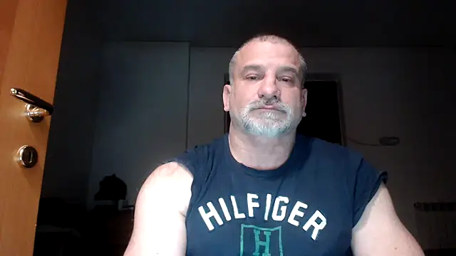 Snapshot of Mauro7788 chatting on 03/31/26, 02:13 Mauro7788 online show from 03/31/26, 02:13