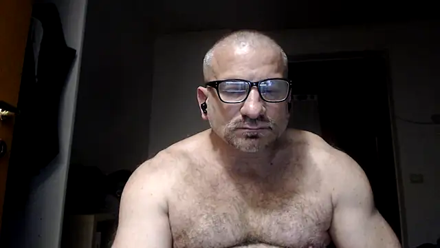 Snapshot of Mauro7788 chatting on 04/28/26, 02:27 Mauro7788 online show from 04/28/26, 02:27