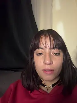 Snapshot of Mia_fiire chatting on 07/13/26, 05:10 Mia fiire online show from 07/13/26, 05:10