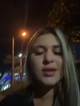 Sofia Lopezz1 online show from 12/21/25, 12:29