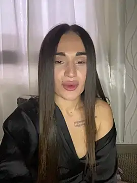 Snapshot of MonikaSi chatting on 04/25/26, 01:52 MonikaSi online show from 04/25/26, 01:52