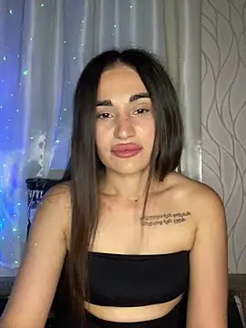 Snapshot of MonikaSi chatting on 05/11/26, 05:21 MonikaSi online show from 05/11/26, 05:21