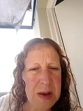 Snapshot of nikiarg chatting on 06/17/26, 02:40 nikiarg online show from 06/17/26, 02:40