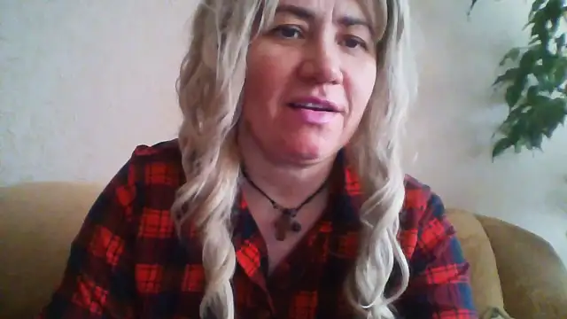 ClaireShannon online show from 01/15/26, 01:16