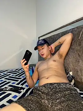 Snapshot of nico_sexboy chatting on 05/01/26, 05:12 nico sexboy online show from 05/01/26, 05:12