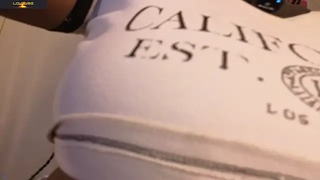 Snapshot of GraceMaaceey chatting on 04/09/26, 01:05 GraceMaaceey online show from 04/09/26, 01:05