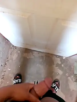 Snapshot of aya4557 chatting on 03/08/26, 08:51 aya4557 online show from 03/08/26, 08:51