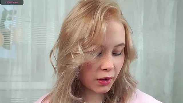 Snapshot of AunclreaVache chatting on 03/27/26, 11:10 AunclreaVache online show from 03/27/26, 11:10