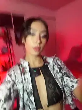 Snapshot of Ounla_Sweet chatting on 03/14/26, 03:45 Ounla Sweet online show from 03/14/26, 03:45