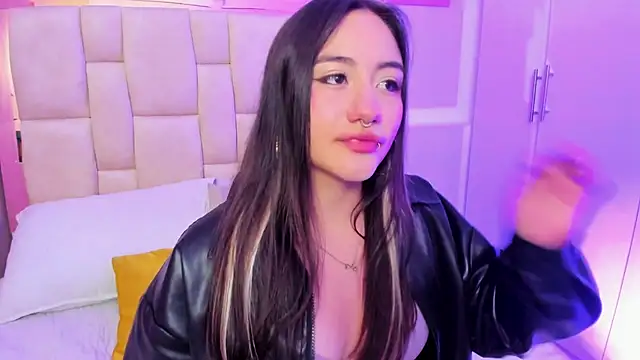 Nana  S online show from 01/11/26, 03:11