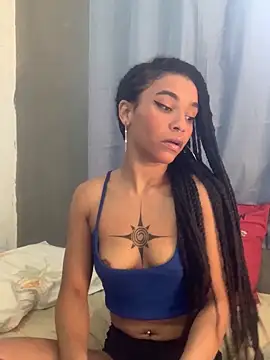 Snapshot of Lillith_Bloom chatting on 03/17/26, 12:30 Lillith Bloom online show from 03/17/26, 12:30