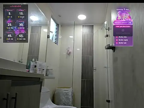 Snapshot of sweetCatallina chatting on 03/31/26, 11:43 sweetCatallina online show from 03/31/26, 11:43