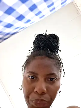 Nahomi vidal online show from 01/15/26, 06:11