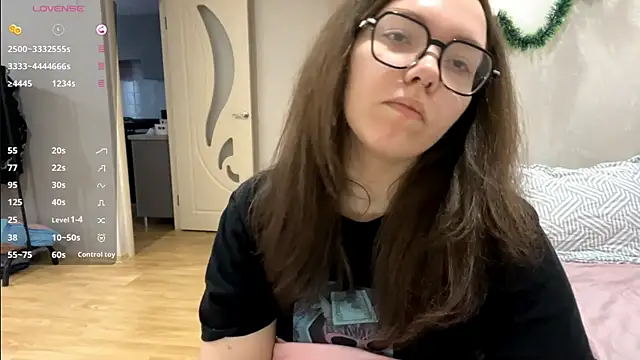 KerriMcbreen online show from 01/15/26, 05:23