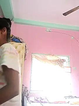 Cute diya023 online show from 04/12/26, 03:22