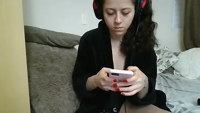 GabriellaManhas online show from 07/03/26, 08:10