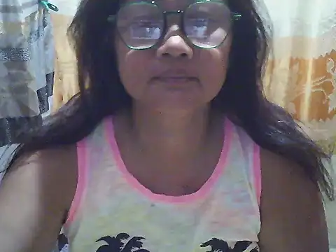 Snapshot of fireflower70 chatting on 03/15/26, 12:33 fireflower70 online show from 03/15/26, 12:33