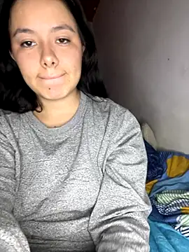 Snapshot of Honey_sexy30 chatting on 12/01/25, 03:33 Honey sexy30 online show from 12/01/25, 03:33