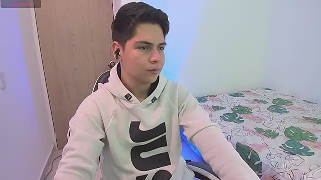 Asta YunoXXX online show from 02/15/26, 07:54